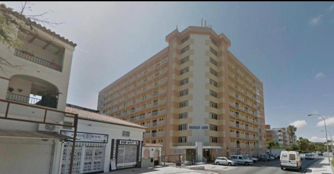 Sky Saltillo Alto 托雷莫利诺斯 外观 照片